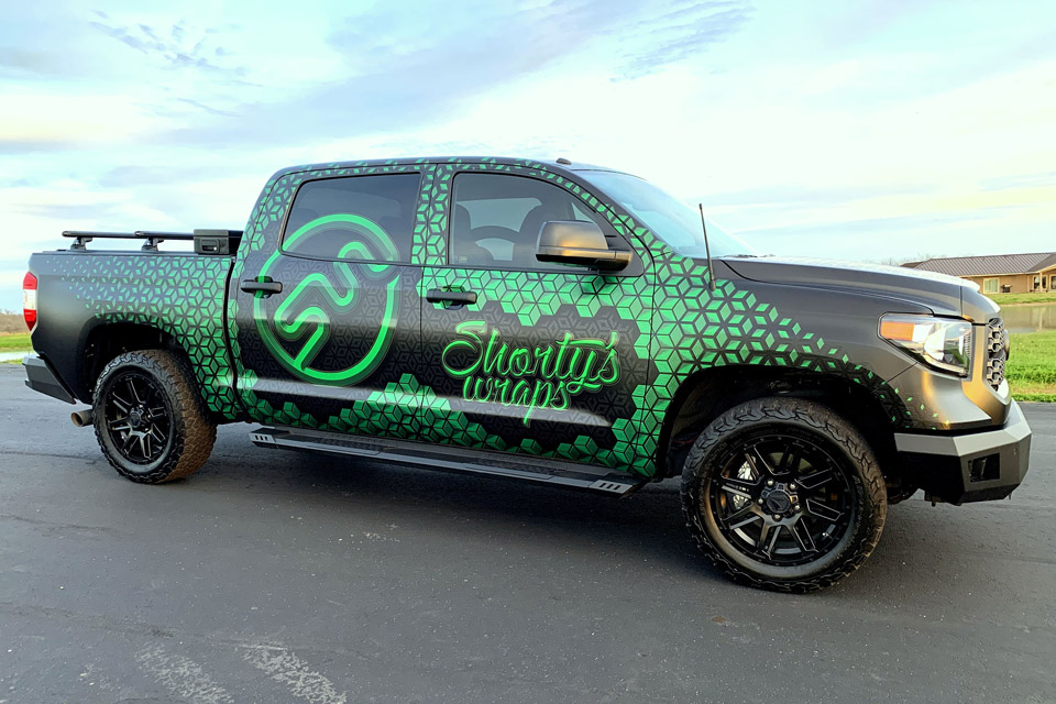 custom vehicle graphics